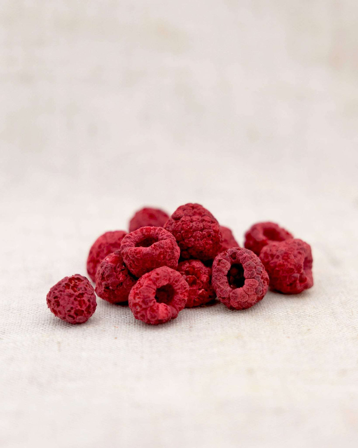 LANDGARTEN Pure Bio Himbeeren 20 g mit Logo Button