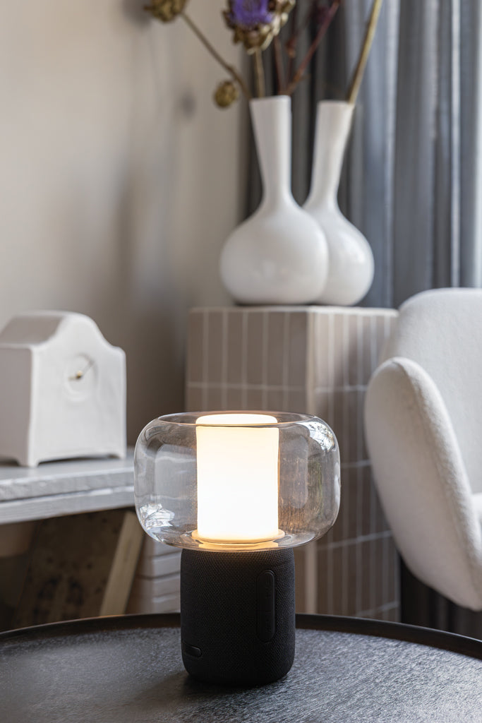 Lux 10W Lautsprecherlampe aus RCS recyceltem Kunststoff