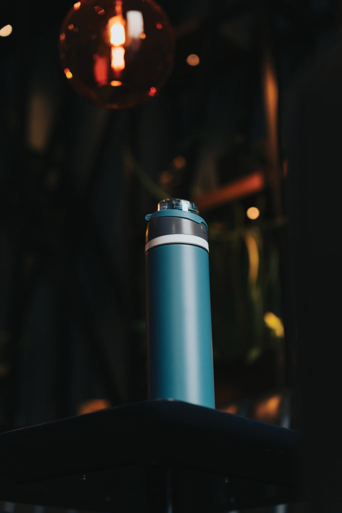 Omni Sip verschließbare Flasche aus RCS-reSteel, 720ml