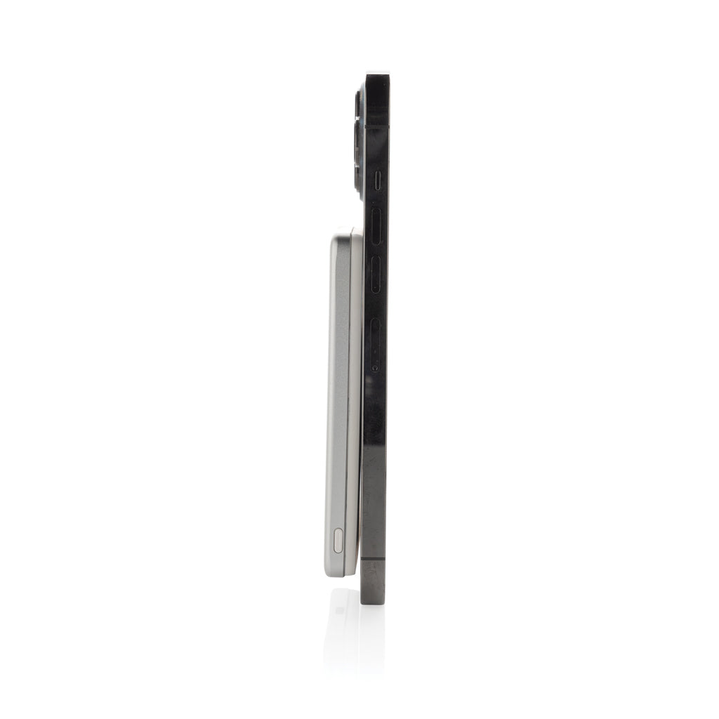 Orion 5.000mAh 5W magnetische Powerbank aus RCS rec. Alu – silber
