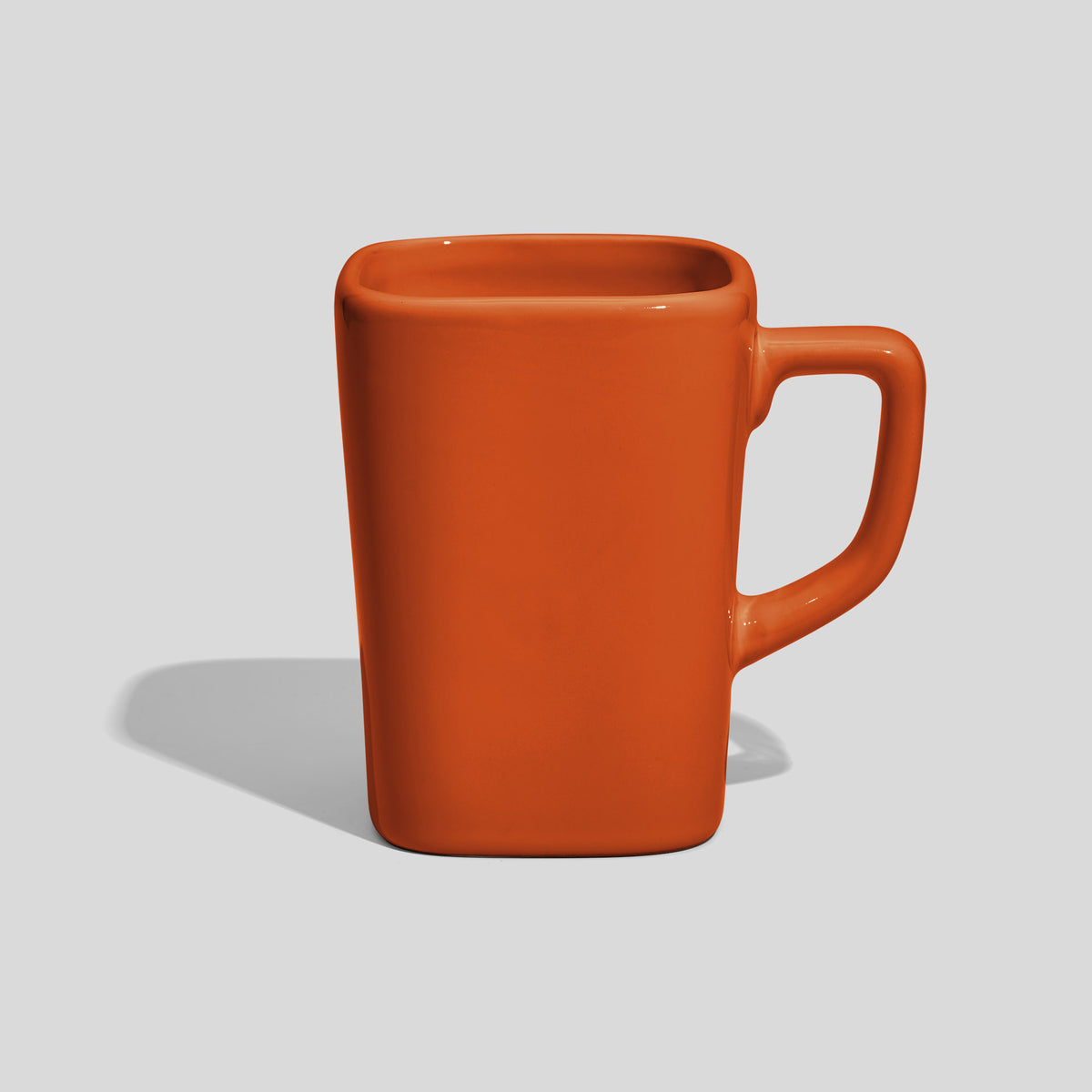 Quadratische Keramiktasse 260 ml mit eckigem Henkel – Orange
