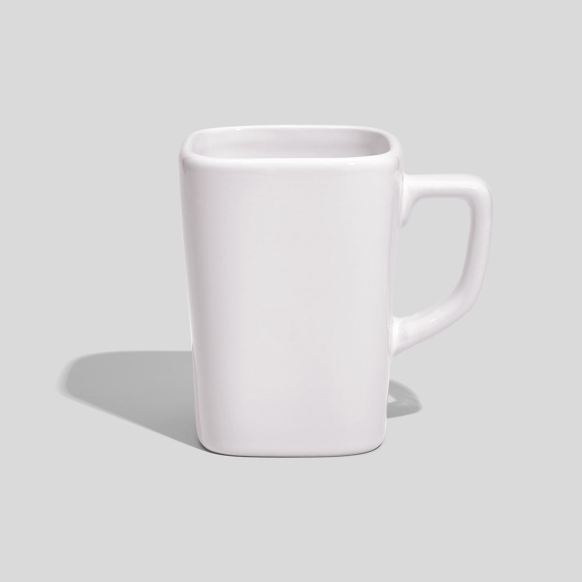Quadratische Keramiktasse 260 ml mit eckigem Henkel – Weiß