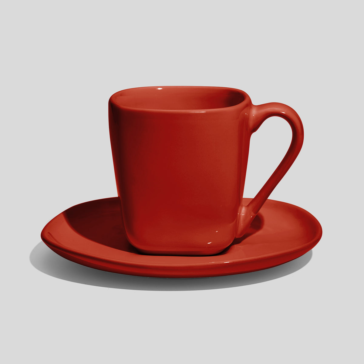 Quadratische Tasse mit Untertasse 180 ml