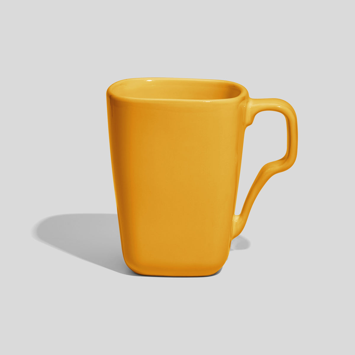 Rechteckig gerundete Keramiktasse 240 ml mit Knickhenkel – Gelb