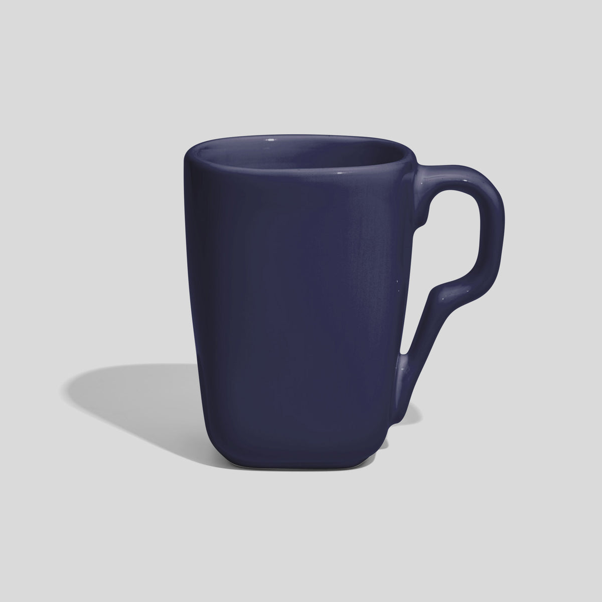 Rechteckig gerundete Keramiktasse 240 ml mit Knickhenkel – Marineblau