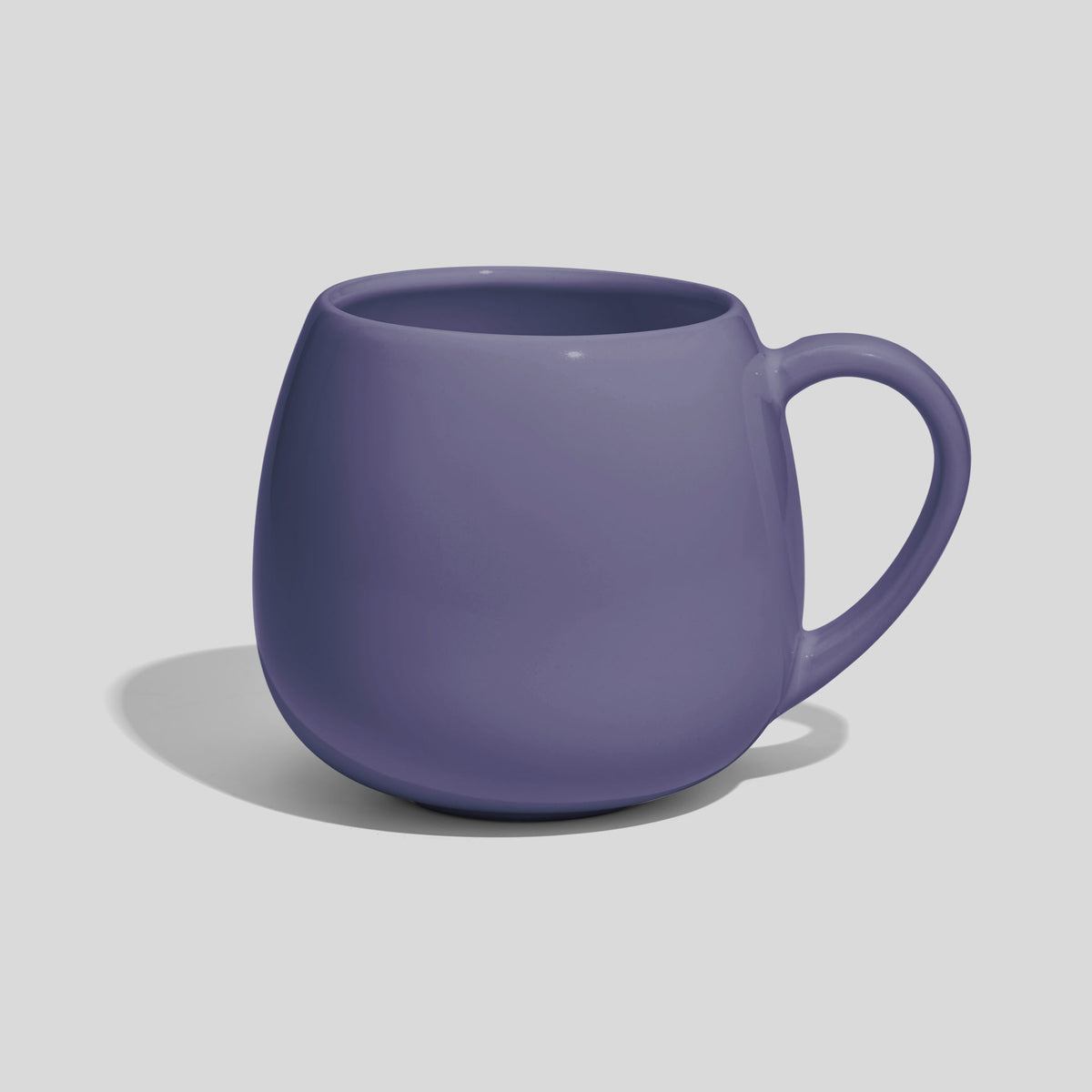 Rundbauchige Keramiktasse 420 ml mit schlankem Henkel – Lavendel