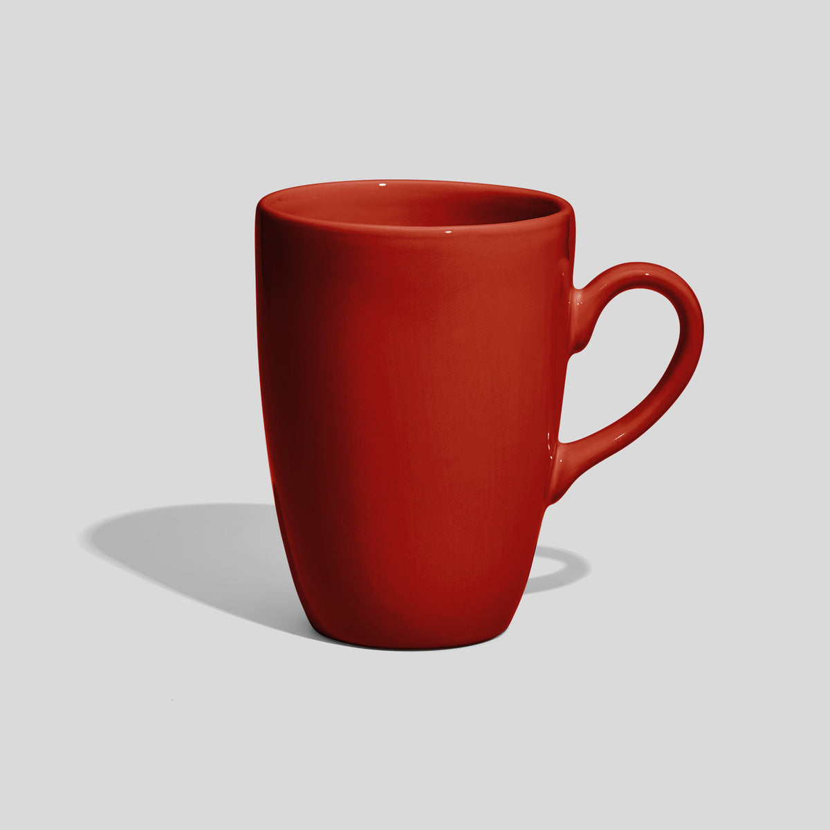 Schlanke Keramiktasse 330 ml mit geschwungenem Henkel