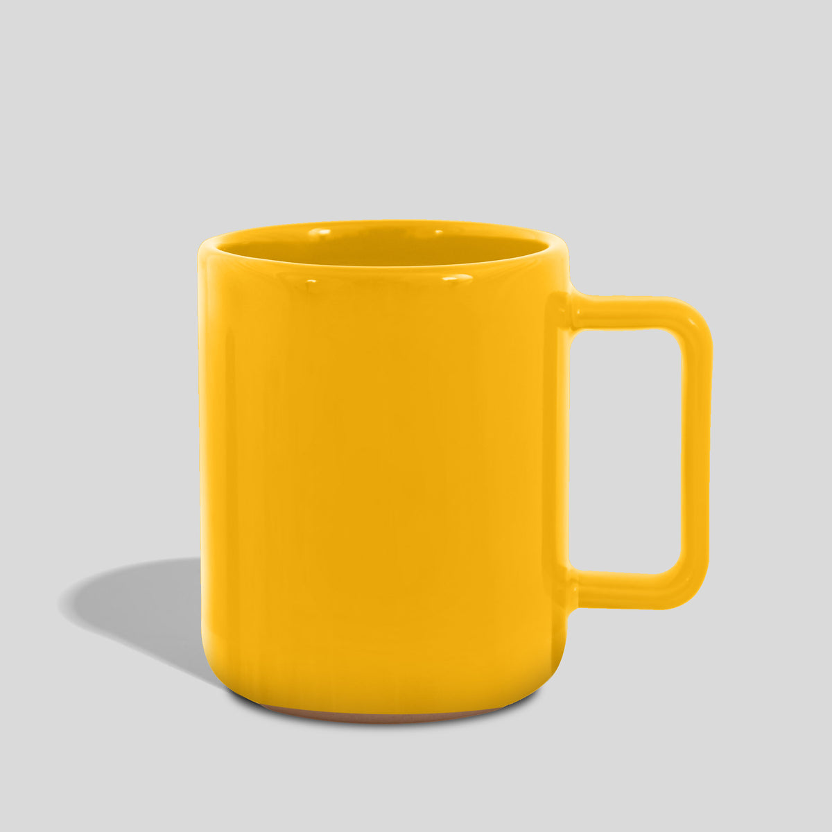 Schlanker Keramikbecher 320 ml mit eckigem Bügelhenkel