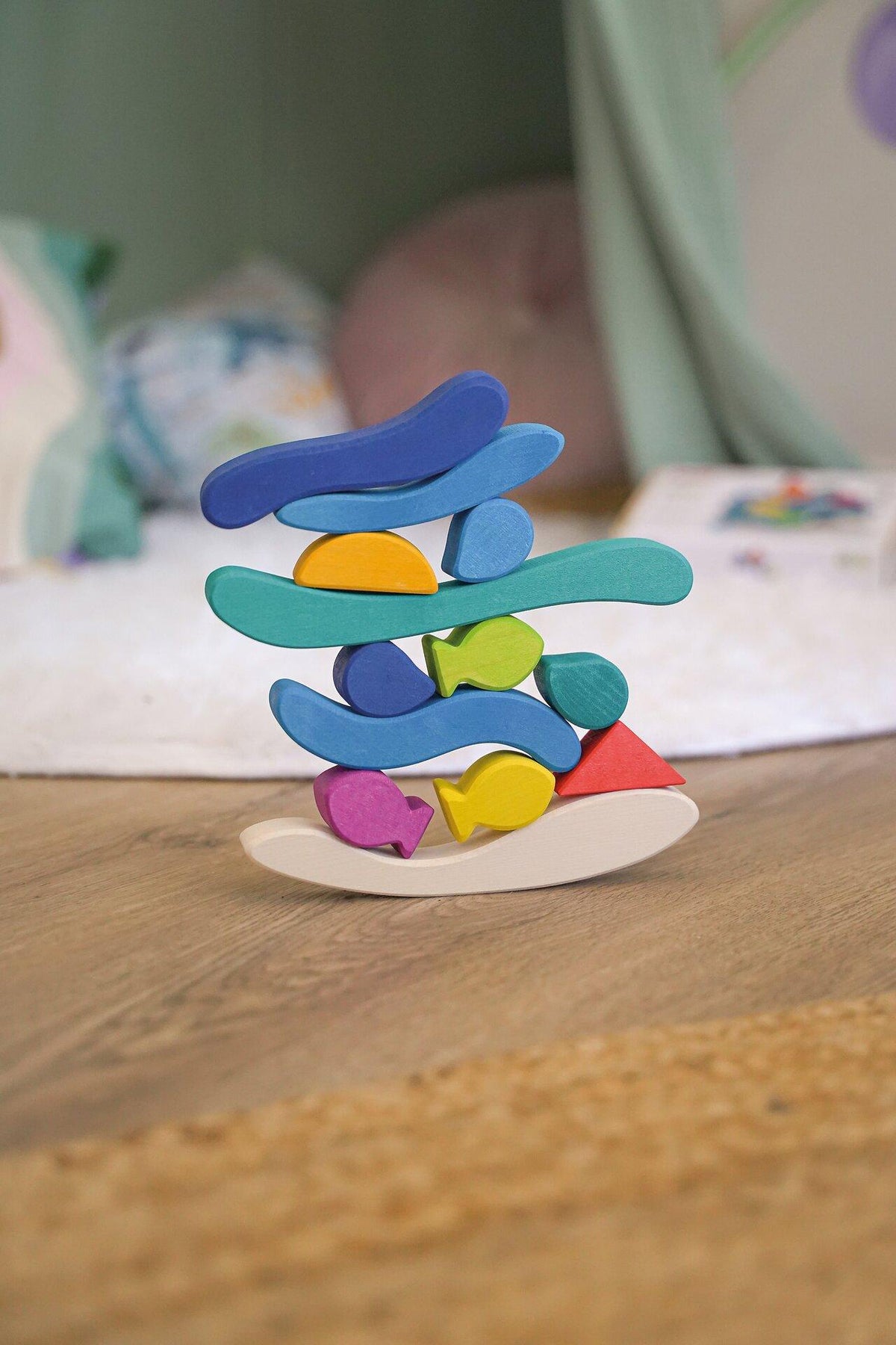 Stapelspiel Wasserwelt mit Wellen und Fischen aus Holz