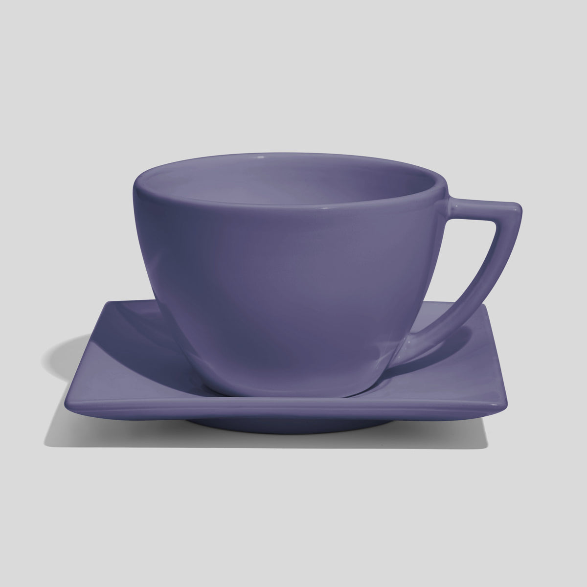 Tasse mit Dreiecksgriff und eckiger Untertasse 520 ml – Lavendel