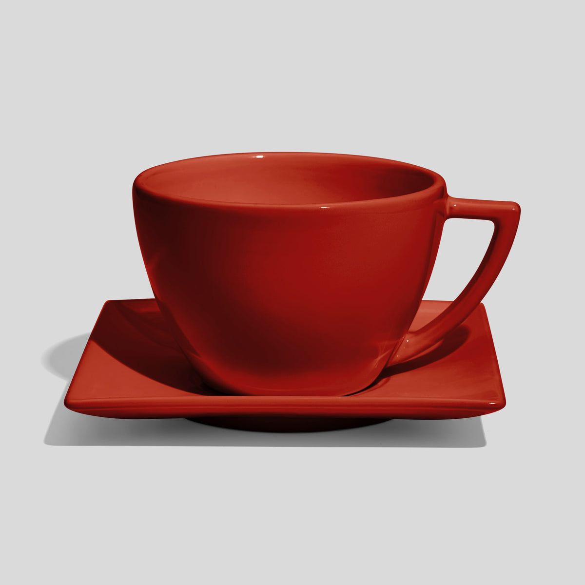 Tasse mit Dreiecksgriff und eckiger Untertasse 520 ml – Rot