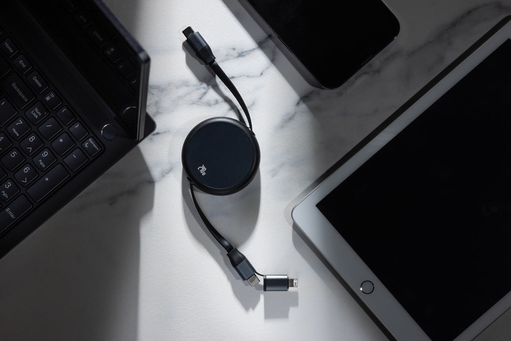 Terra ausziehbares 240W 2-in-1 Kabel aus RCS rec. Aluminium