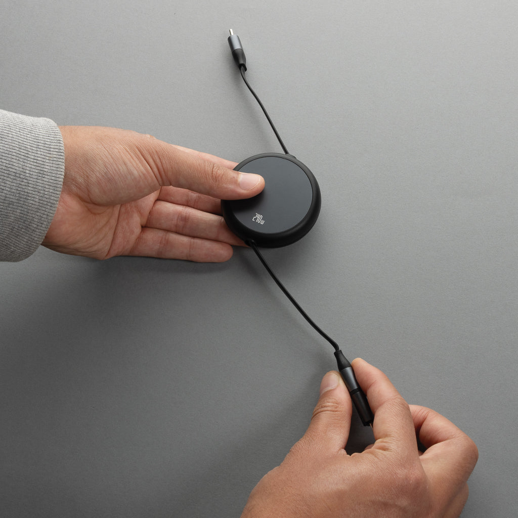 Terra ausziehbares 240W 2-in-1 Kabel aus RCS rec. Aluminium