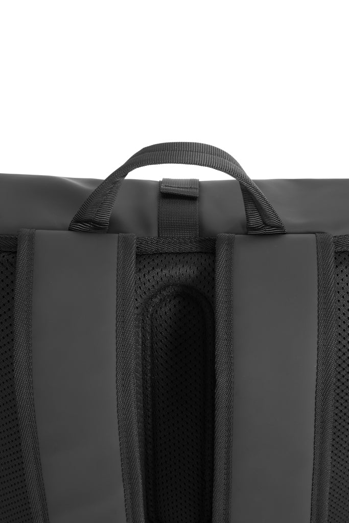 Urban wasserabweisender Flap-Top Rucksack – schwarz