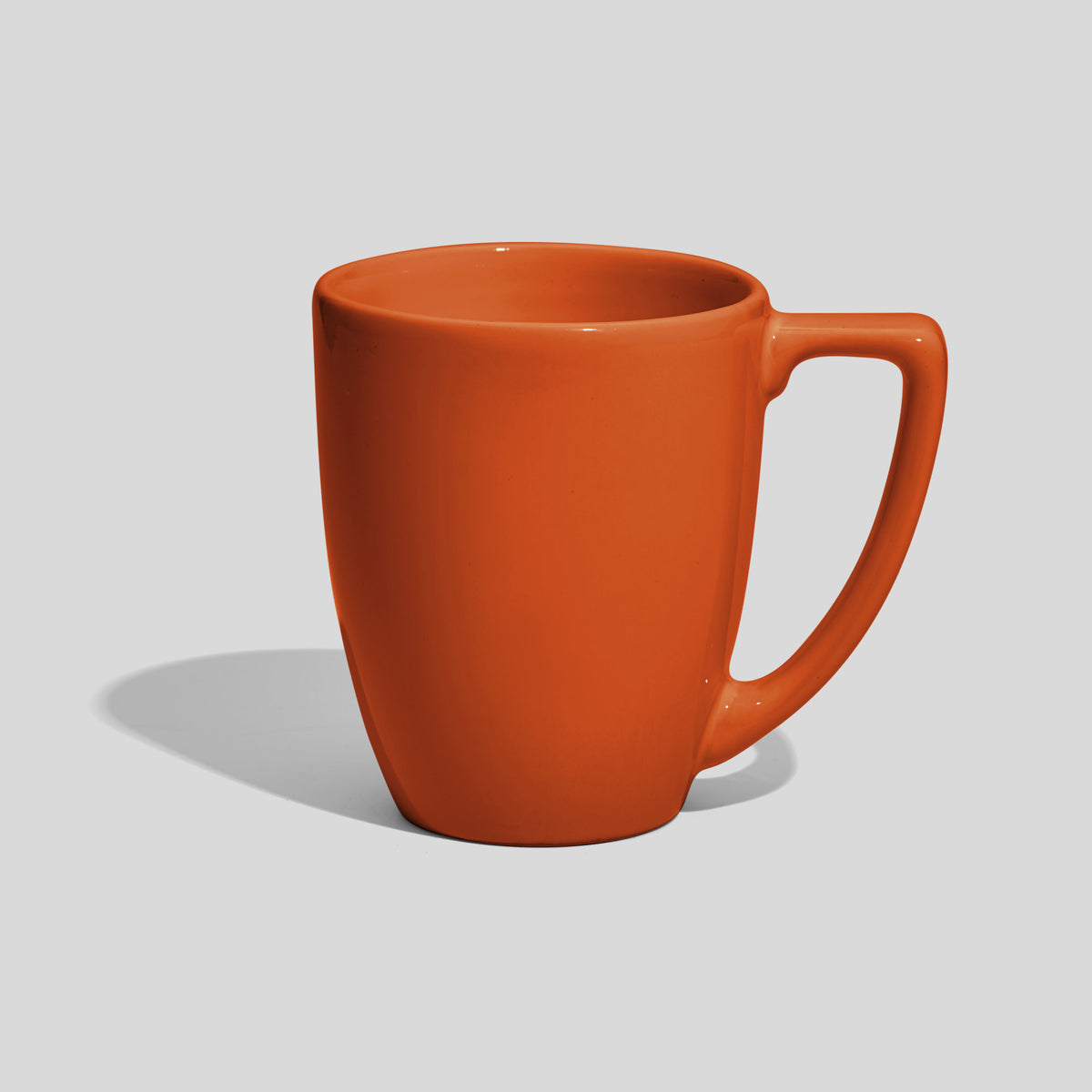 Verjüngte Keramiktasse 250 ml mit Trapezhenkel – Orange