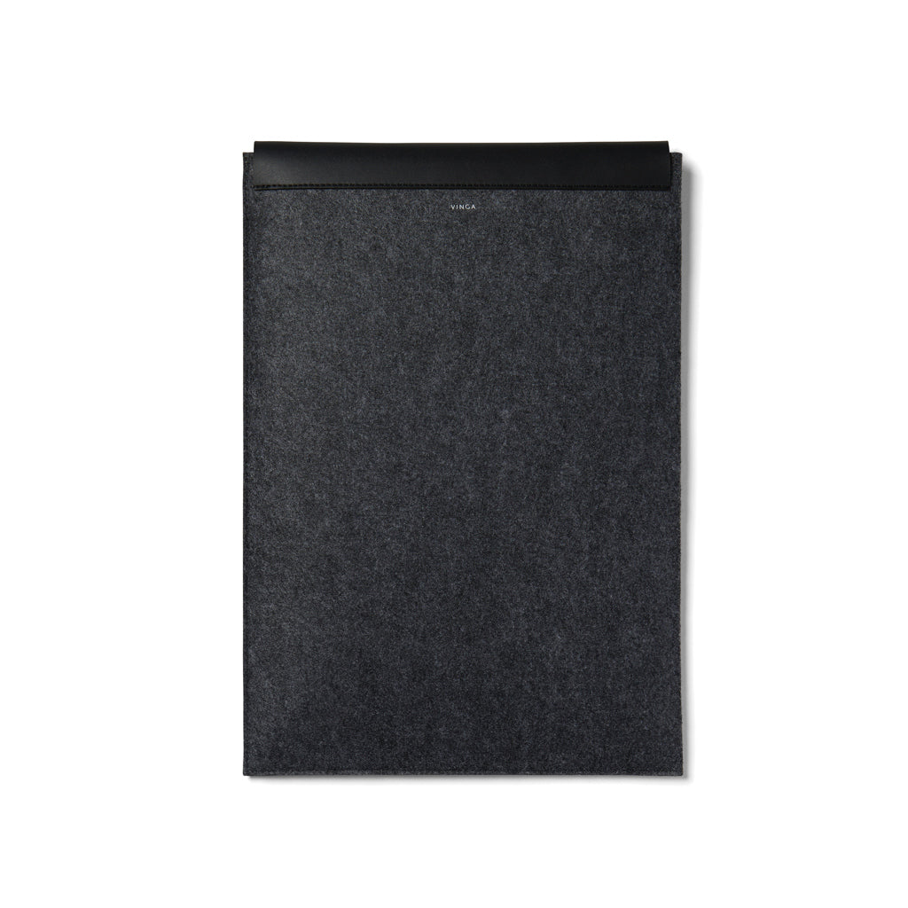 VINGA Albon 17" Laptop-Seeve aus GRS recyceltem Filz – schwarz
