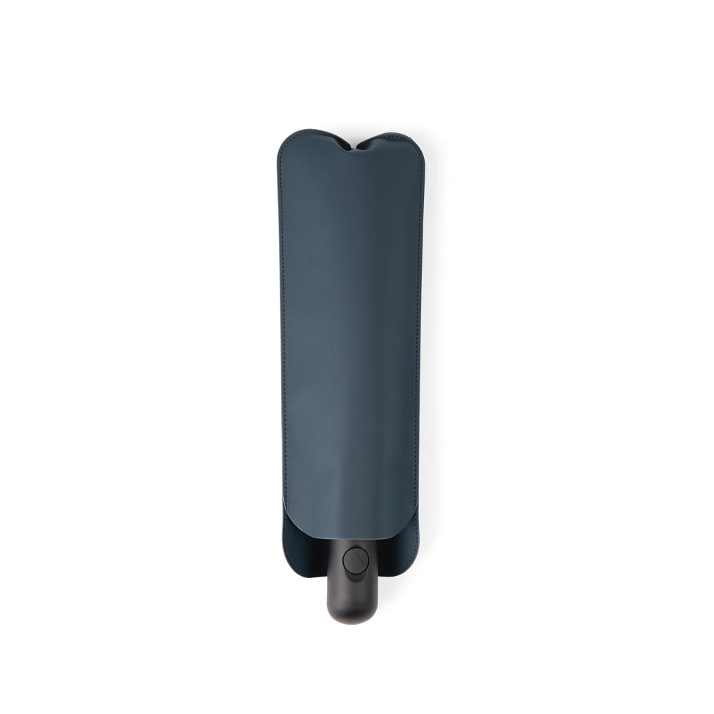 VINGA Baltimore AWARE™ RPET 21“ Regenschirm – navy blau