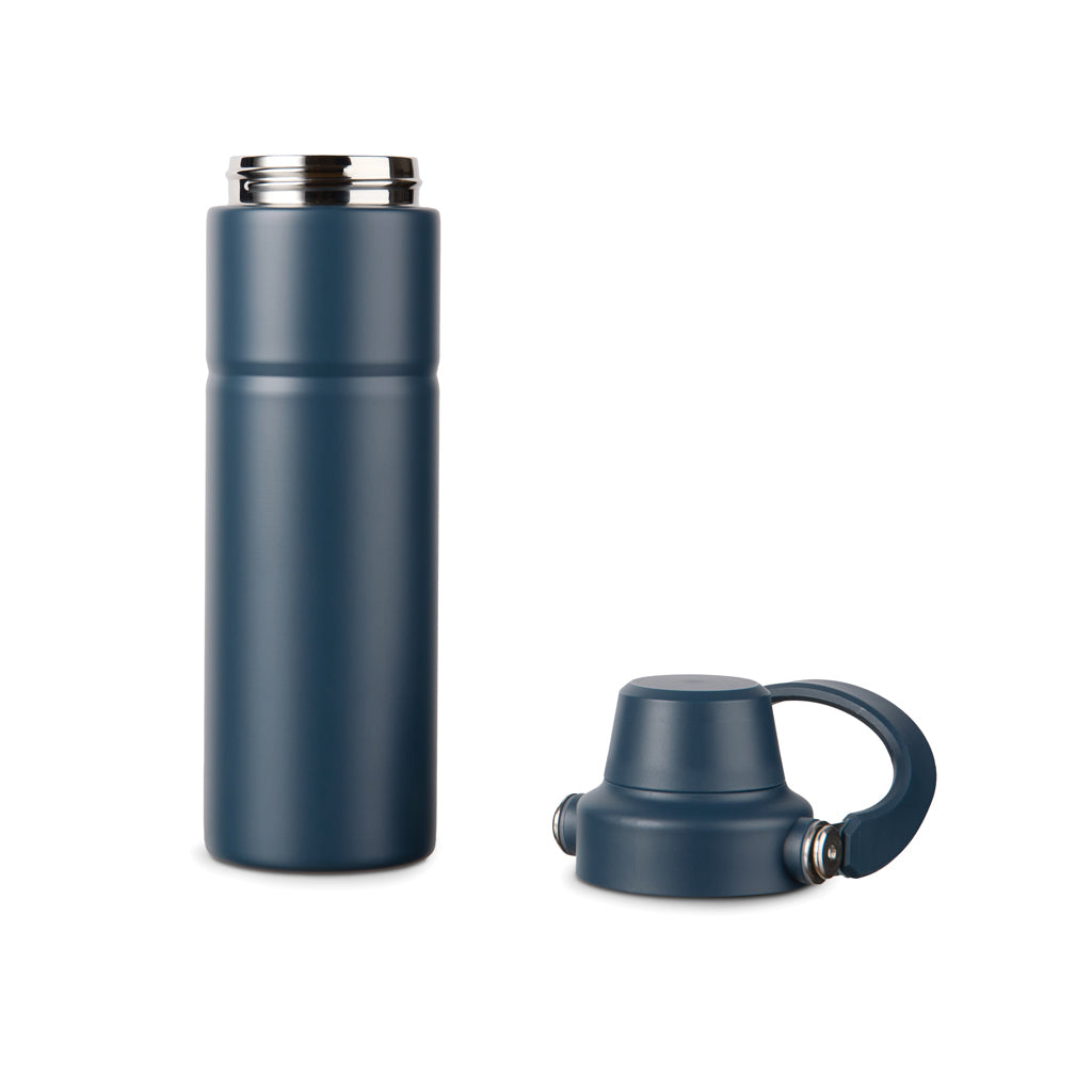 VINGA Baltimore Trek RCS recycelte SS Flasche 600ml – navy blau