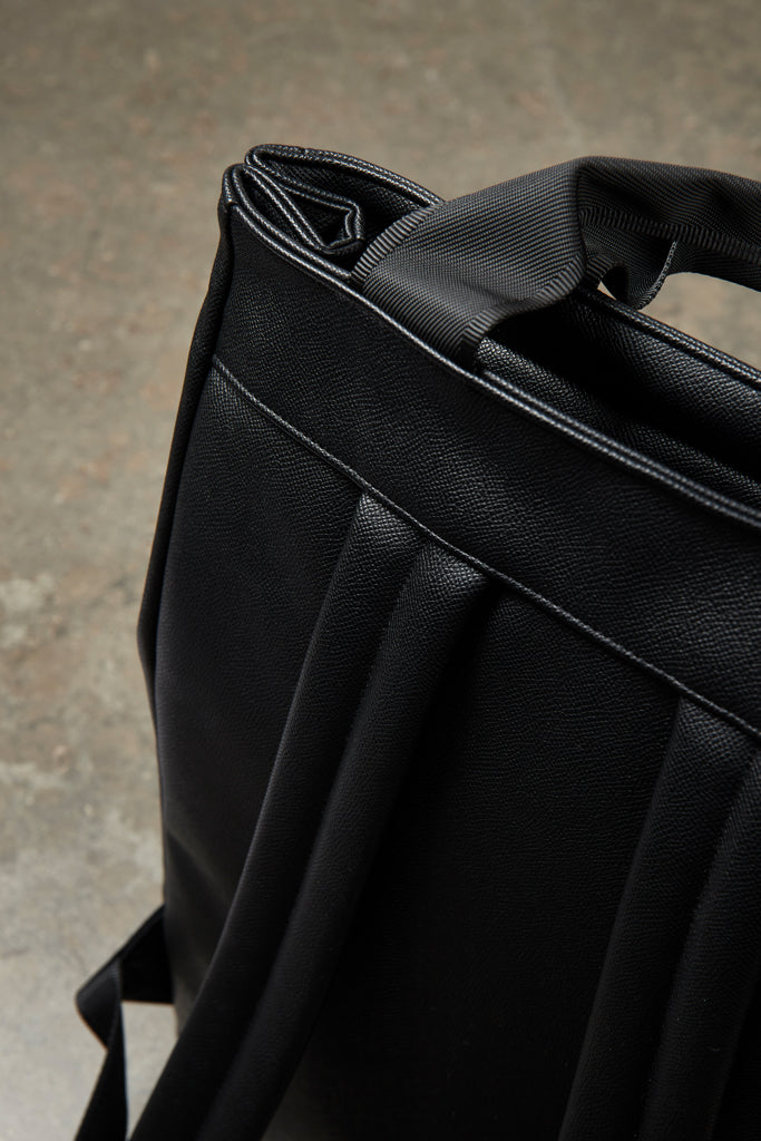 VINGA Bermond Rucksack aus RCS recyceltem PU