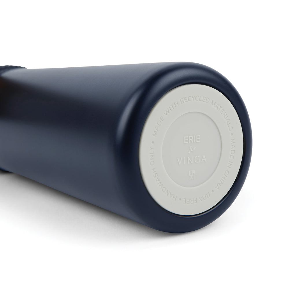 VINGA Erie 450ml Vakuumflasche aus RCS recyceltem Stahl – blau