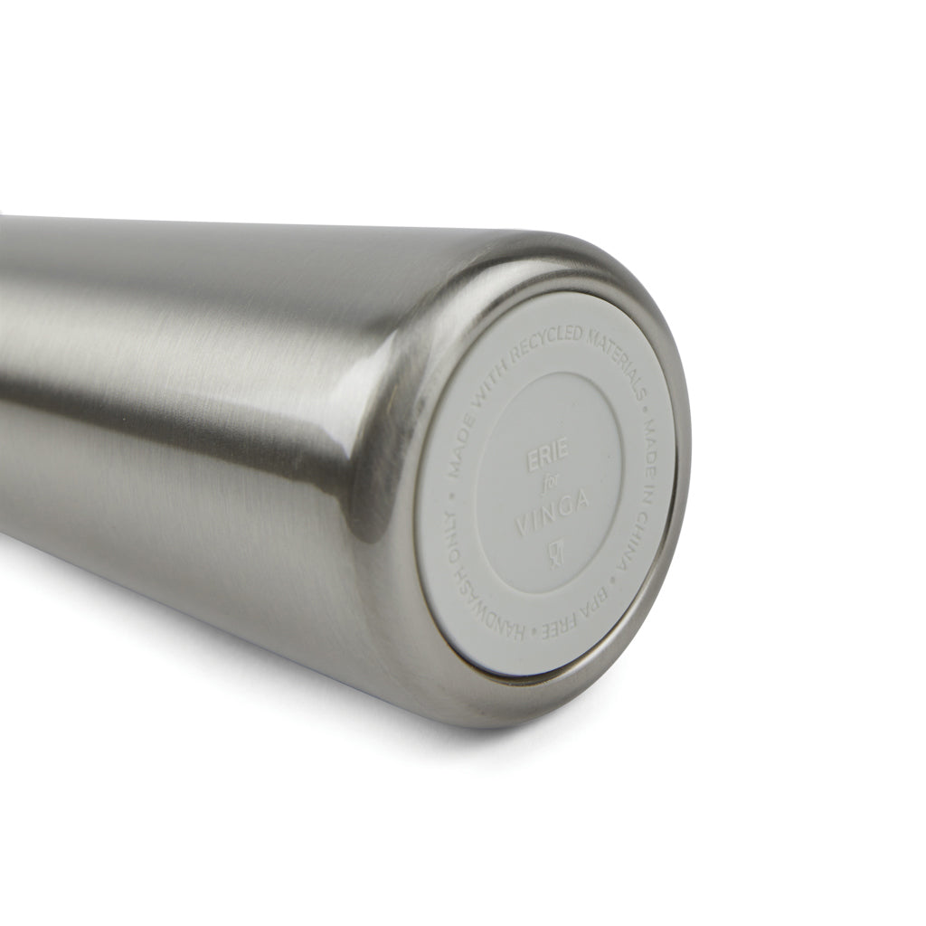 VINGA Erie 450ml Vakuumflasche aus RCS recyceltem Stahl – silber