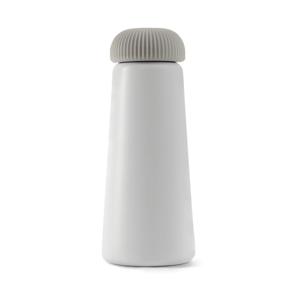 VINGA Erie 450ml Vakuumflasche aus RCS recyceltem Stahl – weiß