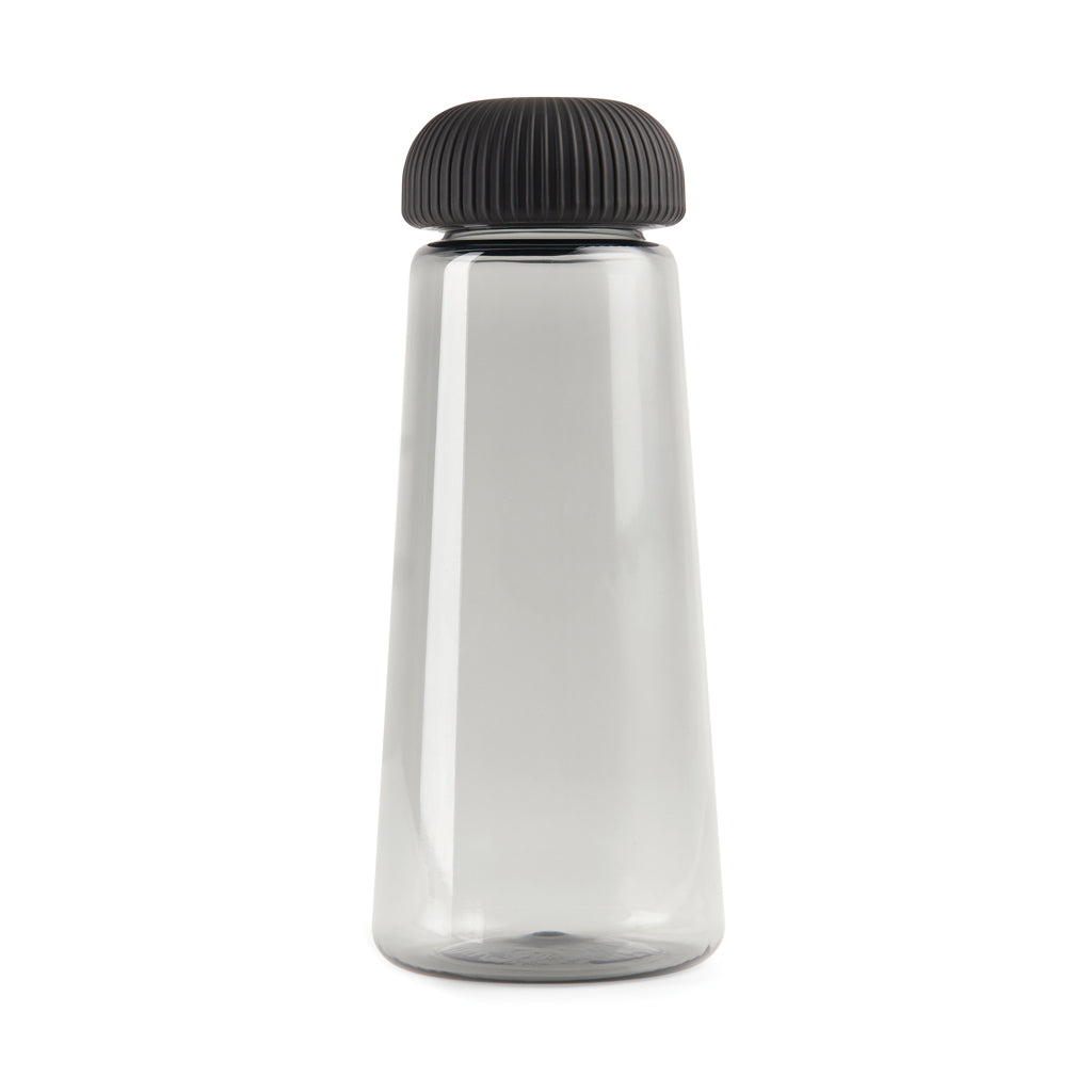 VINGA Erie 575ml Flasche aus RCS recyceltem PET – schwarz