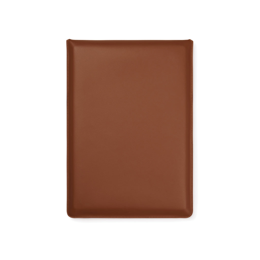 VINGA Timo 16" Laptop-Sleeve aus RCS recyceltem rPET – braun