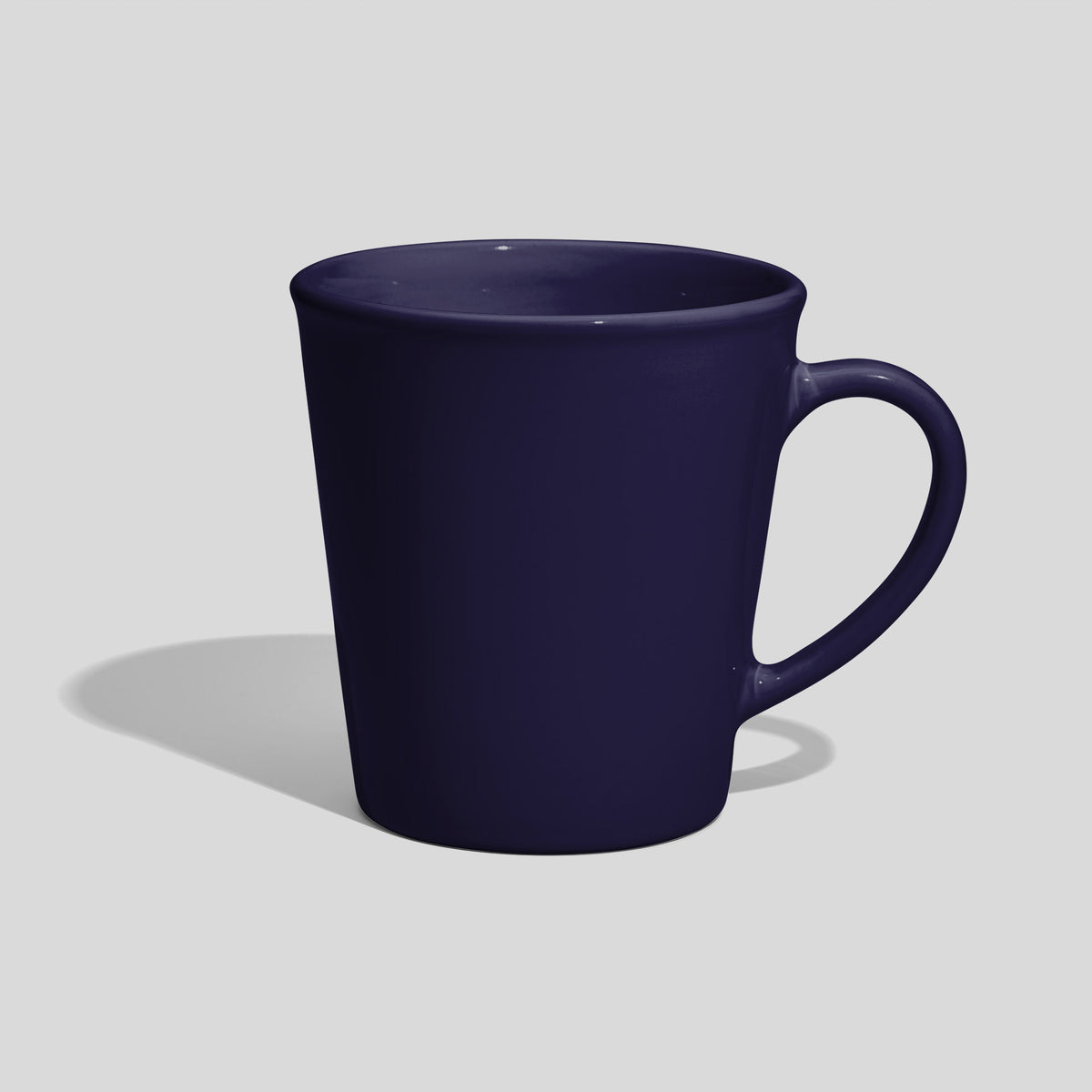 Weit geöffnete Keramiktasse 460 ml mit dünnem Bogenhenkel – Nachtblau
