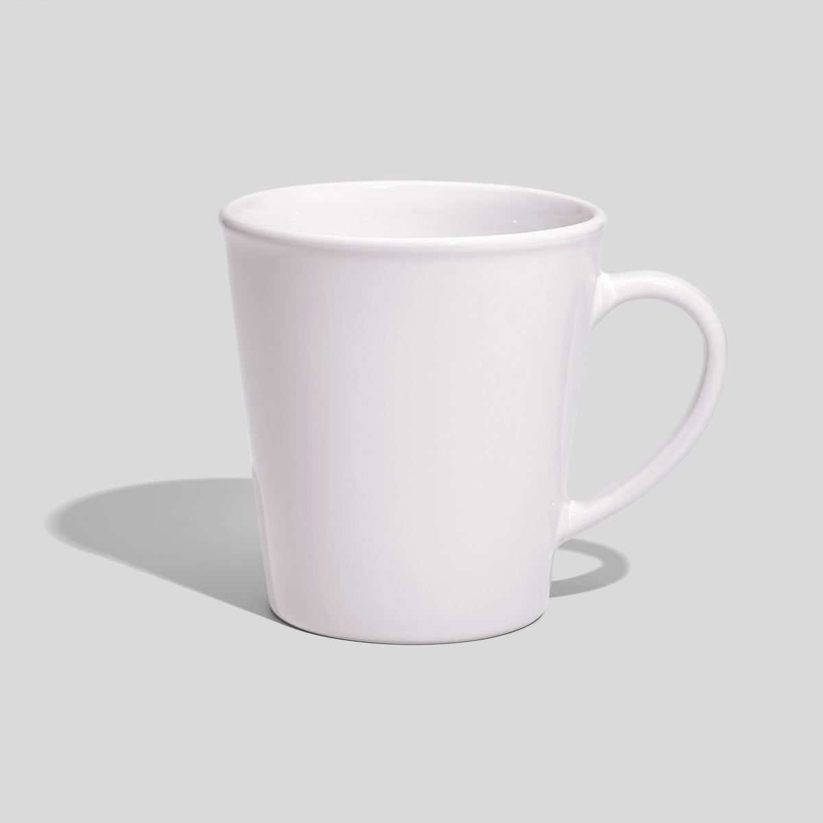 Weit geöffnete Keramiktasse 460 ml mit dünnem Bogenhenkel – Weiß