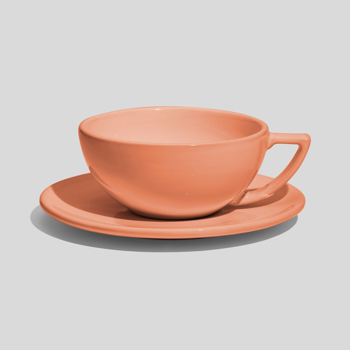 Weite Schalentasse mit Dreiecksgriff und Untertasse 280 ml – Lachs