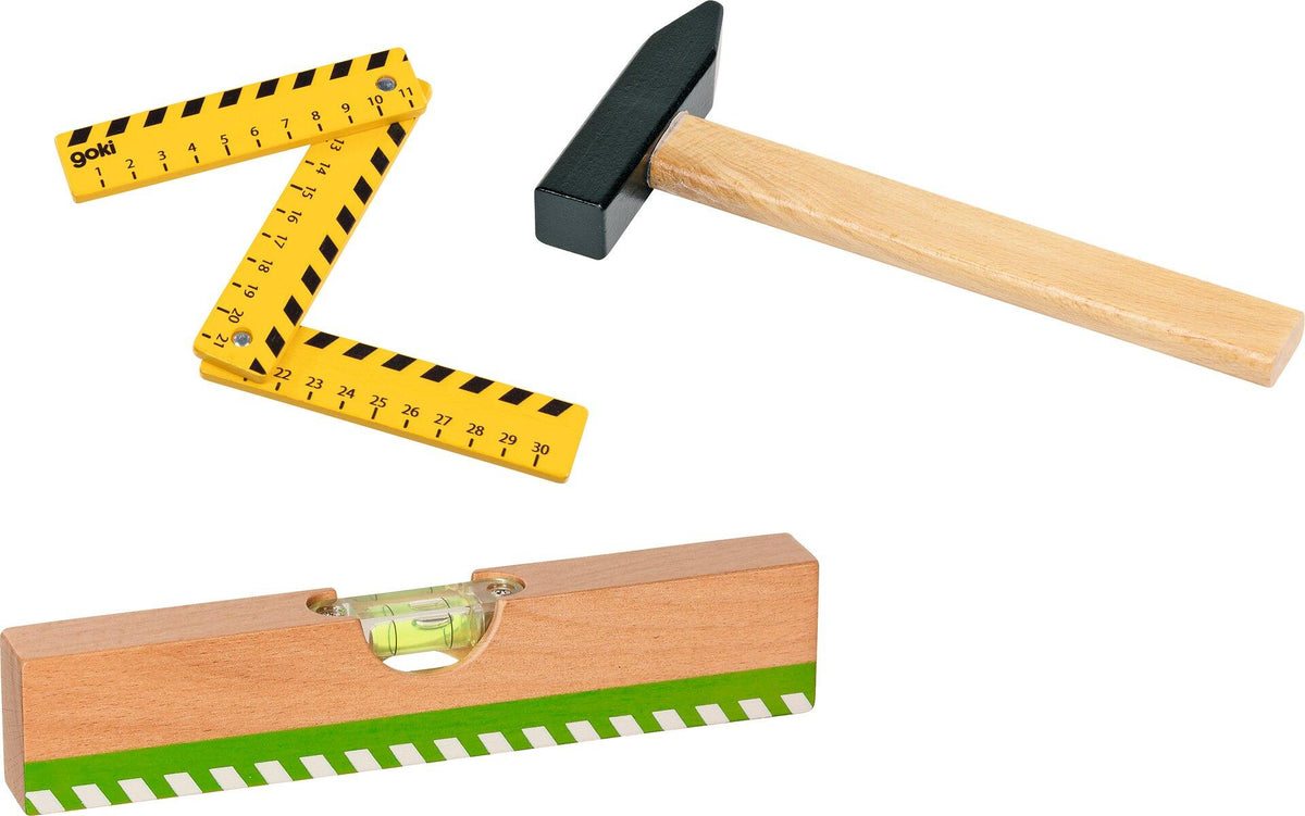Werkzeugset aus Holz mit Hammer, Wasserwaage und Zollstock