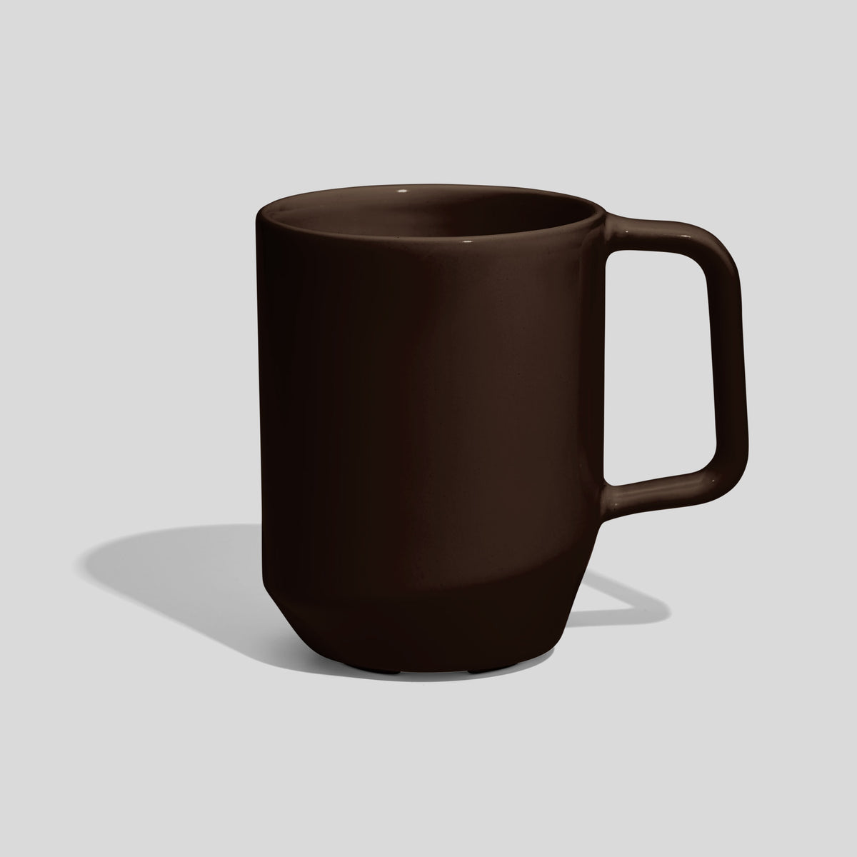 Zylindrische Keramiktasse 360 ml mit eckigem Henkel – Dunkelbraun
