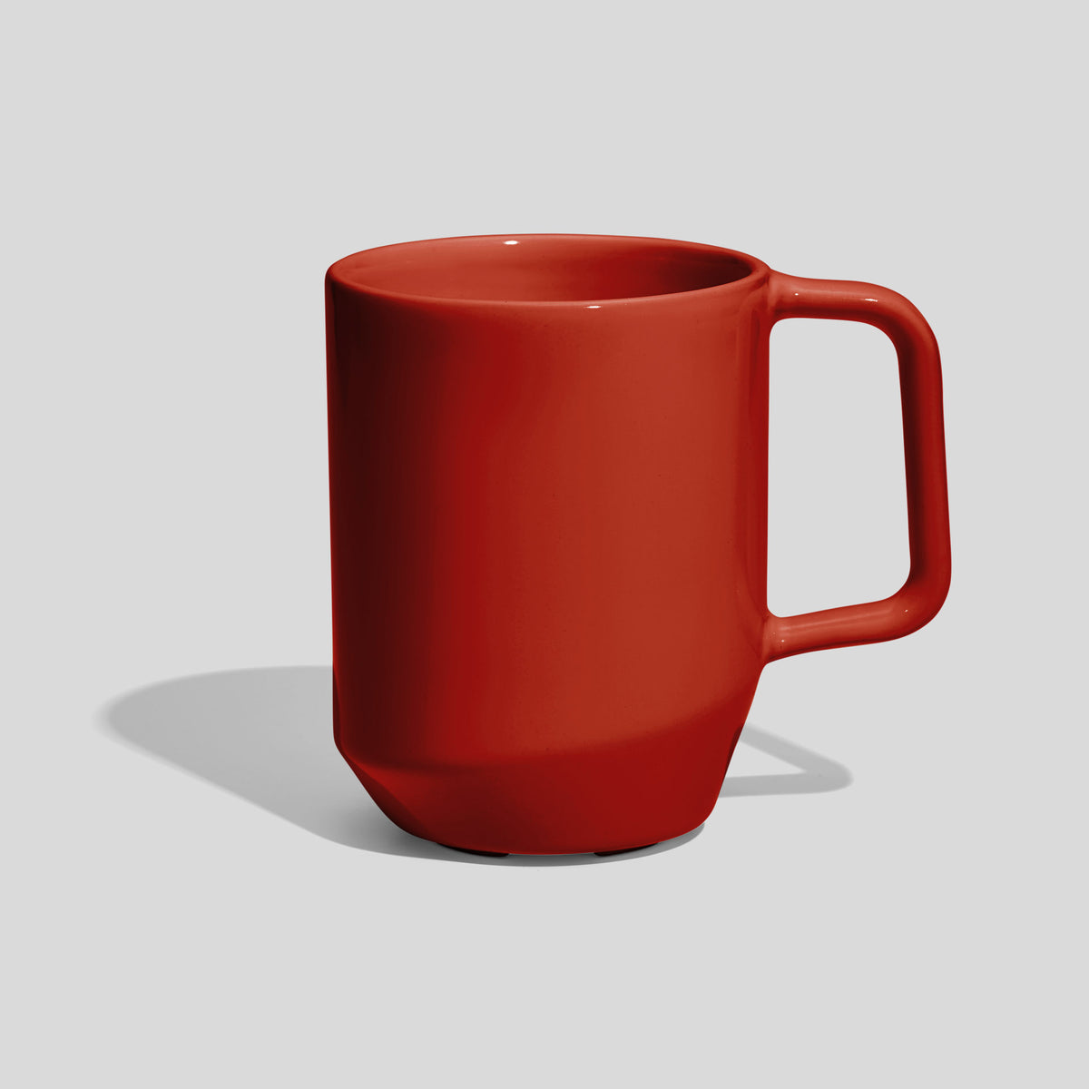 Zylindrische Keramiktasse 360 ml mit eckigem Henkel – Rot