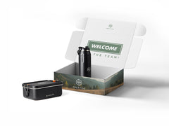 Geschenkbox mit Willkommenskarte und Produkten